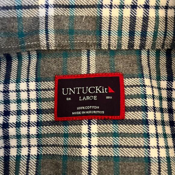 Untuckit Mens Flannel Button Shirt L Gray Plaid Quenterra Long Sleeve Cotton - Picture 3 of 11